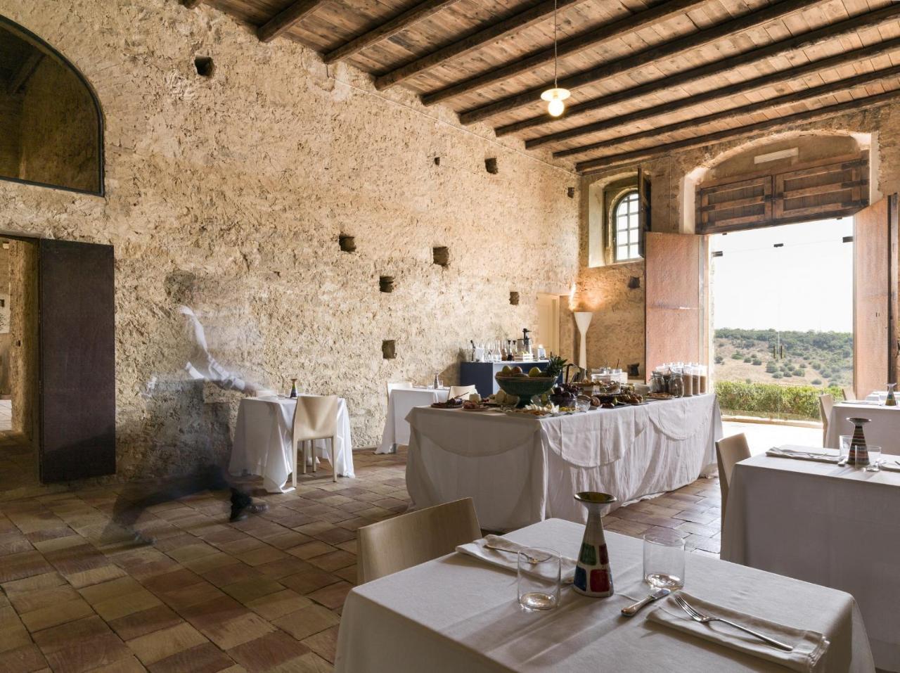 Wine Relais Feudi Del Pisciotto Villa Niscemi Екстериор снимка