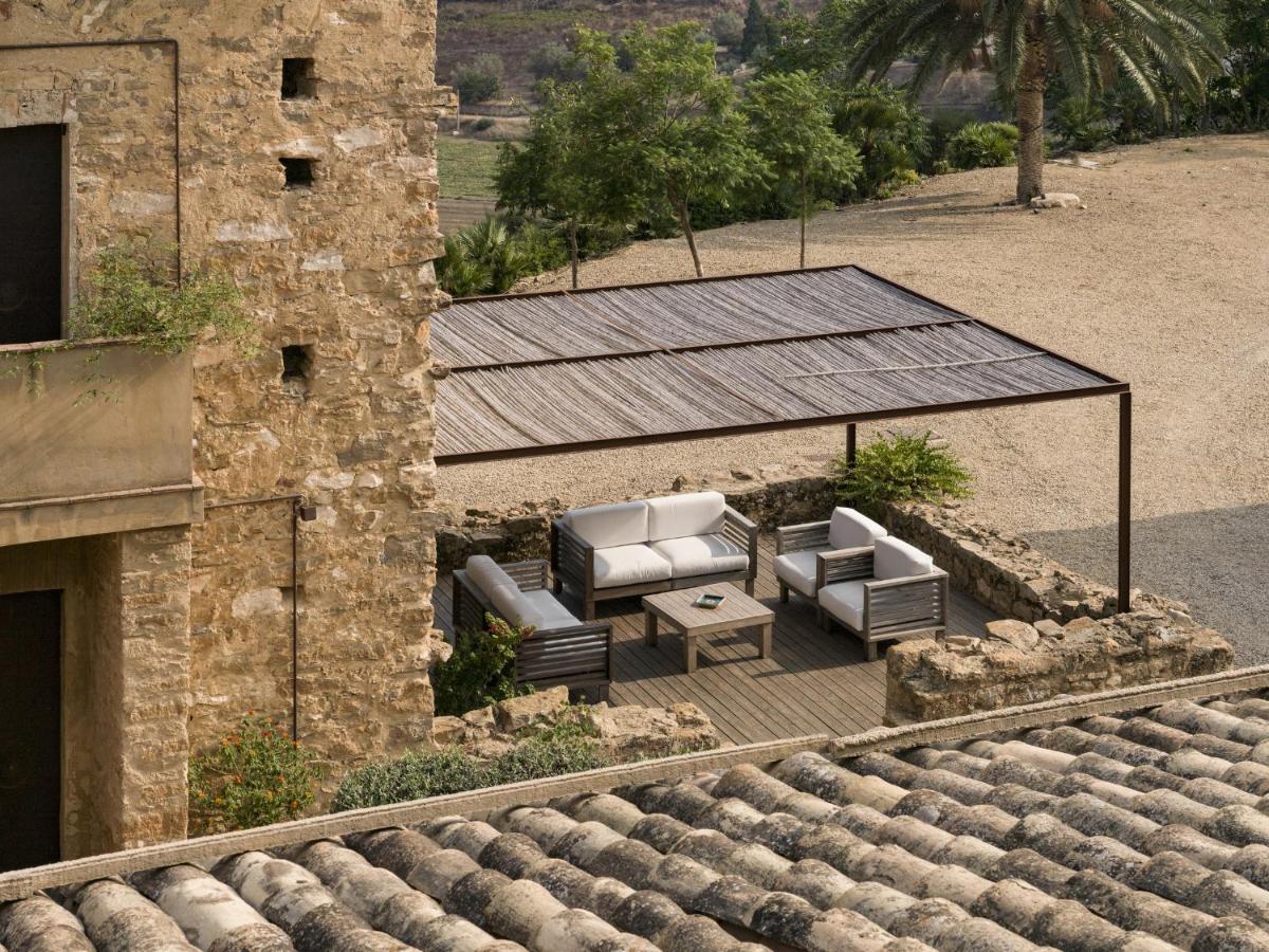 Wine Relais Feudi Del Pisciotto Villa Niscemi Екстериор снимка